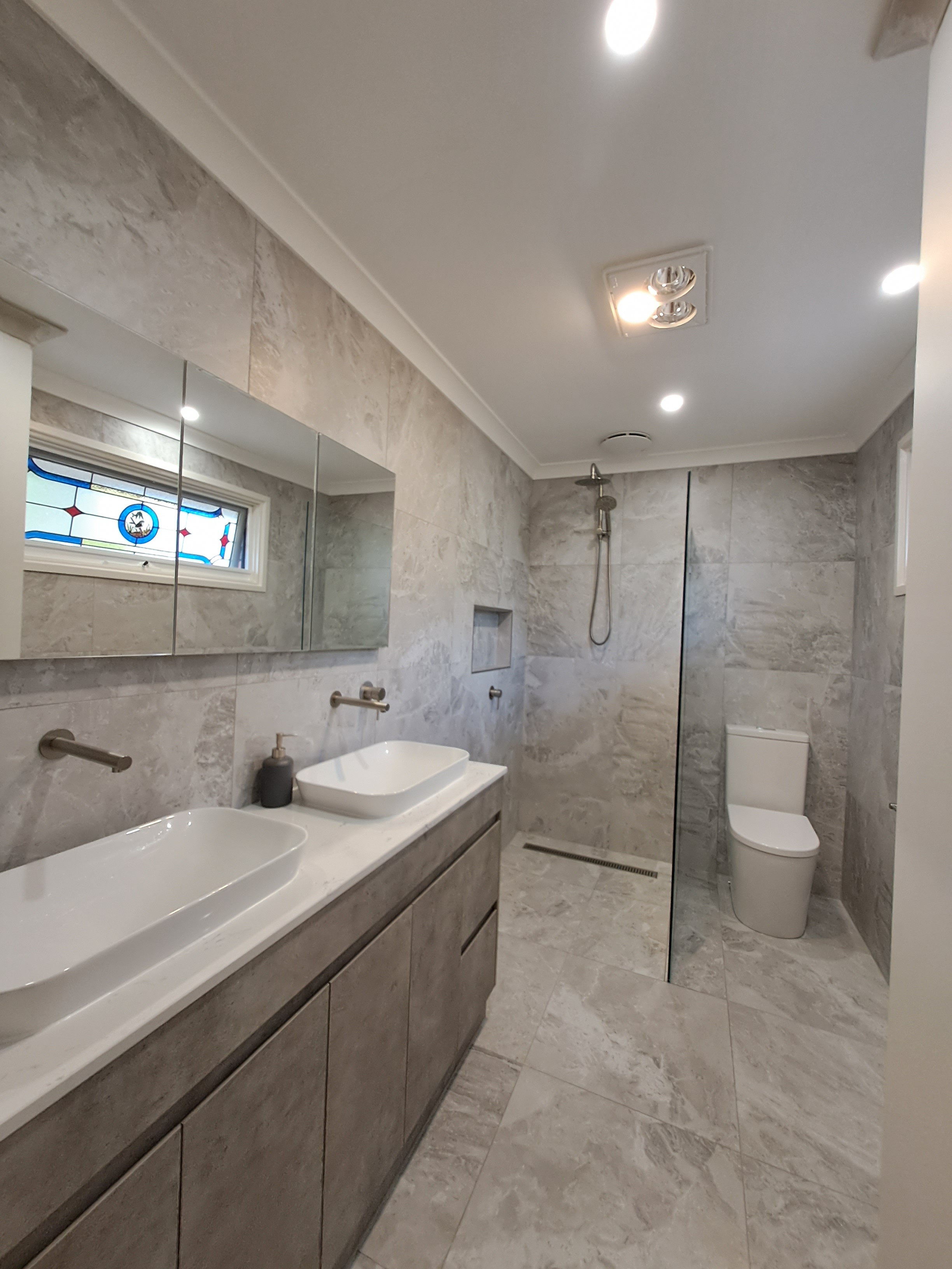 Luxury walk-in shower tiling